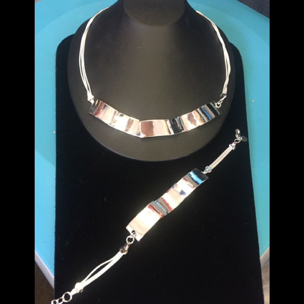 SALE! Silver plated necklace and bracelet set 004